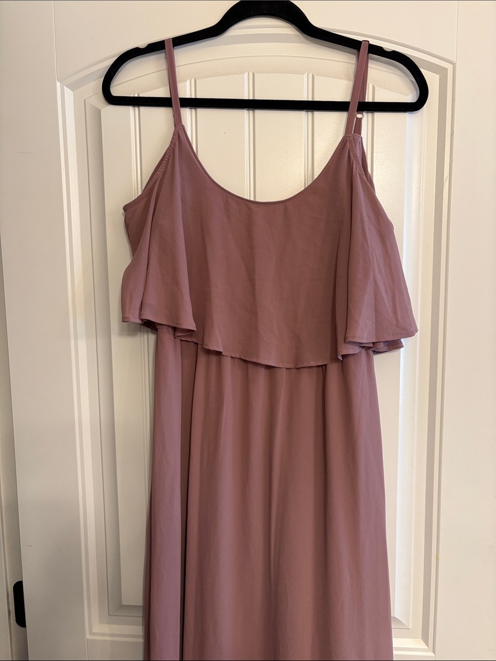 Show Me Your Mumu Caitlin Ruffle Maxi dress. Color antique and rose. Women’s